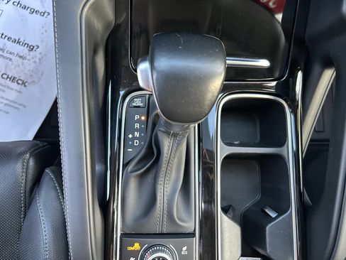 Used 2022 Kia Telluride SX w/ Nightfall Edition Package image 30