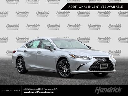 New 2025 Lexus ES 350 w/ Premium Package