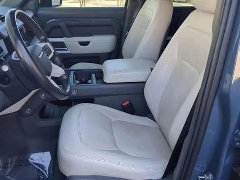 Used 2023 Land Rover Defender 110 SE image 17