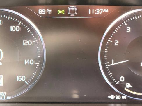 Used 2022 Volvo XC90 T5 Momentum w/ Climate Package AWD/4WD image 38