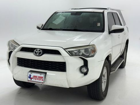 Used 2015 Toyota 4Runner SR5 image 4