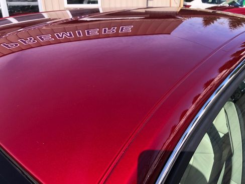 Used 2017 Lincoln Continental Reserve w/ Climate Package image 11