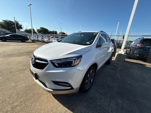 Used 2019 Buick Encore Essence FWD image 1