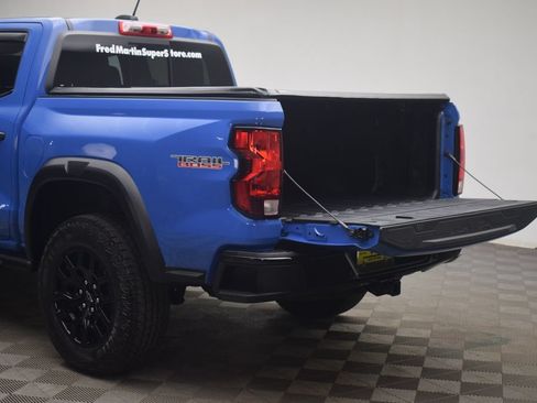 Used 2025 Chevrolet Colorado Trail Boss AWD/4WD image 28