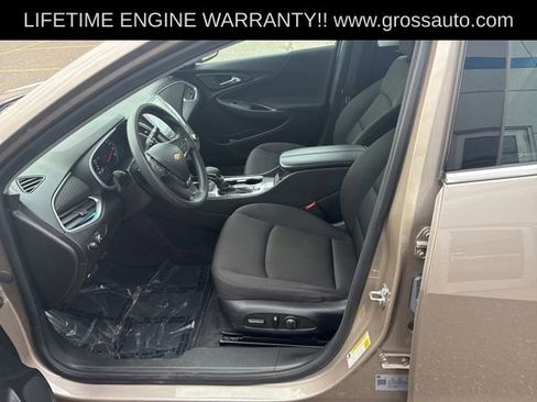 Used 2023 Chevrolet Malibu LT FWD image 10