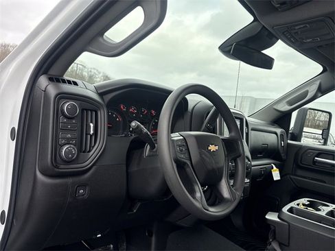 New 2026 Chevrolet Silverado 2500 Custom w/ Snow Plow Prep/Camper Package image 10