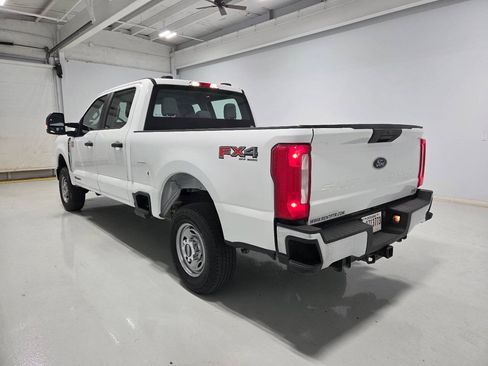 Used 2024 Ford F250 XL w/ FX4 Off-Road Package AWD/4WD image 5