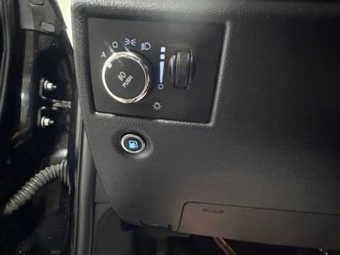 Used 2019 Jeep Grand Cherokee Trailhawk w/ Trailhawk Luxury Group AWD/4WD image 24
