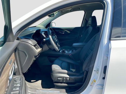 Used 2024 GMC Terrain Denali image 22