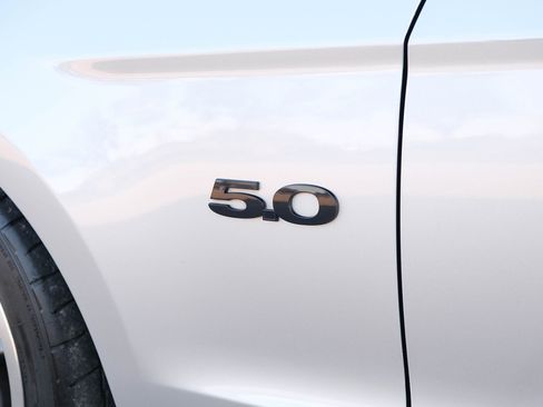 Used 2013 Ford Mustang GT w/ Brembo Brake Pkg image 29