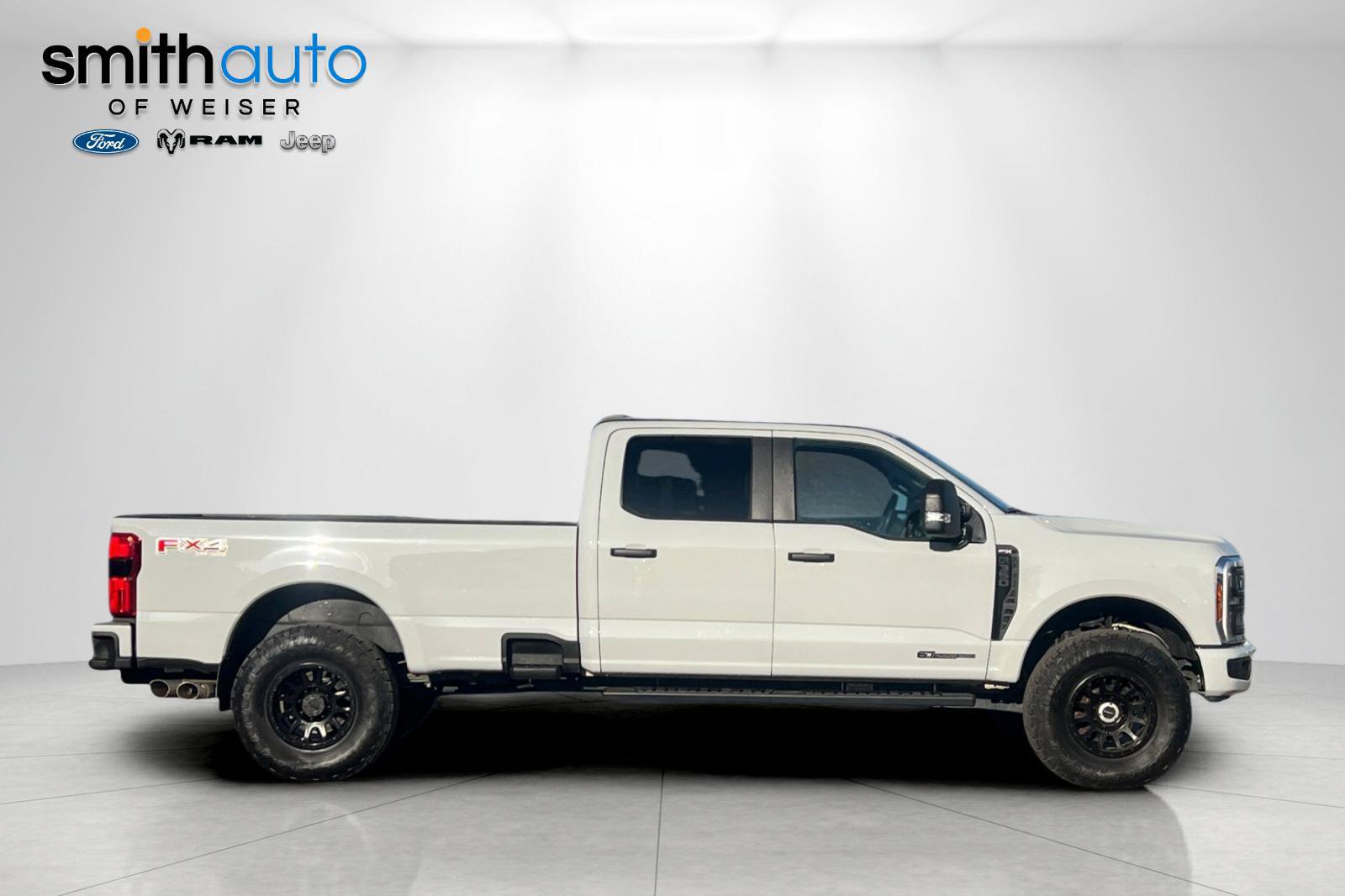 Used 2025 Ford F350 XL w/ STX Appearance Package AWD/4WD image 3
