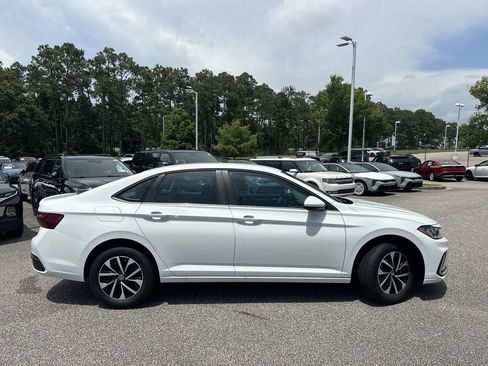 Used 2026 Volkswagen Jetta S FWD image 4