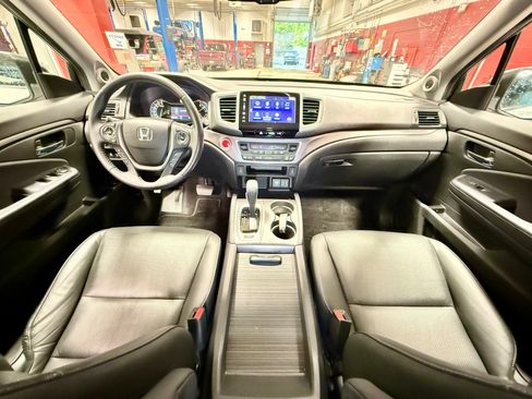 Used 2019 Honda Ridgeline RTL-T image 21