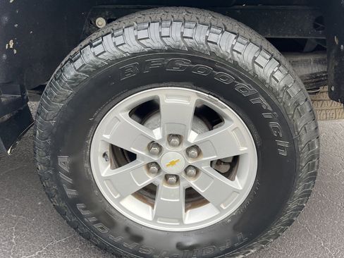 Used 2018 Chevrolet Colorado W/T w/ WT Convenience Package image 35