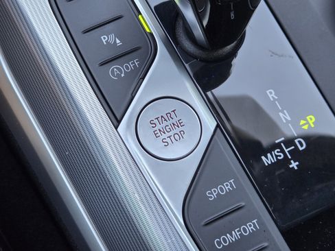 Used 2021 BMW 330i Sedan w/ Convenience Package image 31