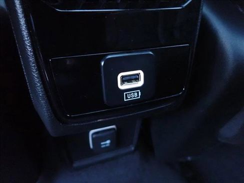 Used 2024 Jeep Compass Limited w/ High Altitude Package image 10