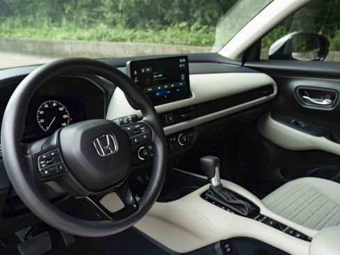 Used 2026 Honda HR-V LX image 15