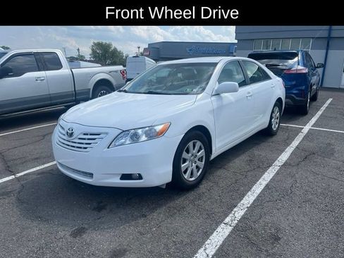 Used 2007 Toyota Camry XLE FWD image 2