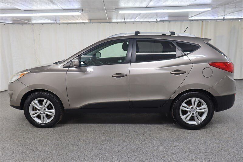 Used 2012 Hyundai Tucson GLS AWD/4WD image 4