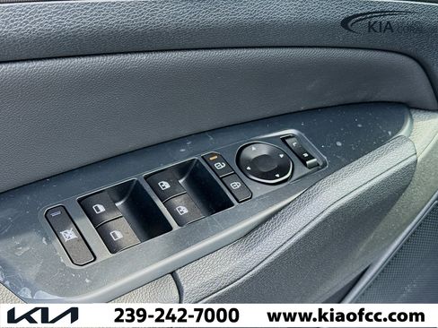 New 2026 Kia Sportage EX FWD image 19