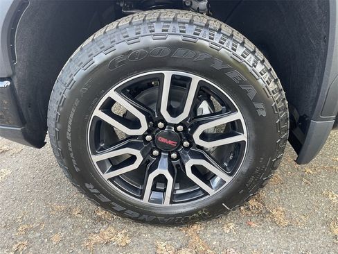 New 2026 GMC Sierra 1500 AT4 w/ AT4 Premium Package image 34