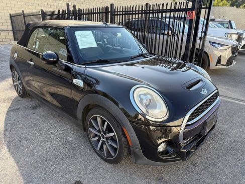 Used 2016 MINI Cooper S FWD image 4
