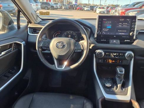 Certified 2022 Toyota RAV4 Limited image 9