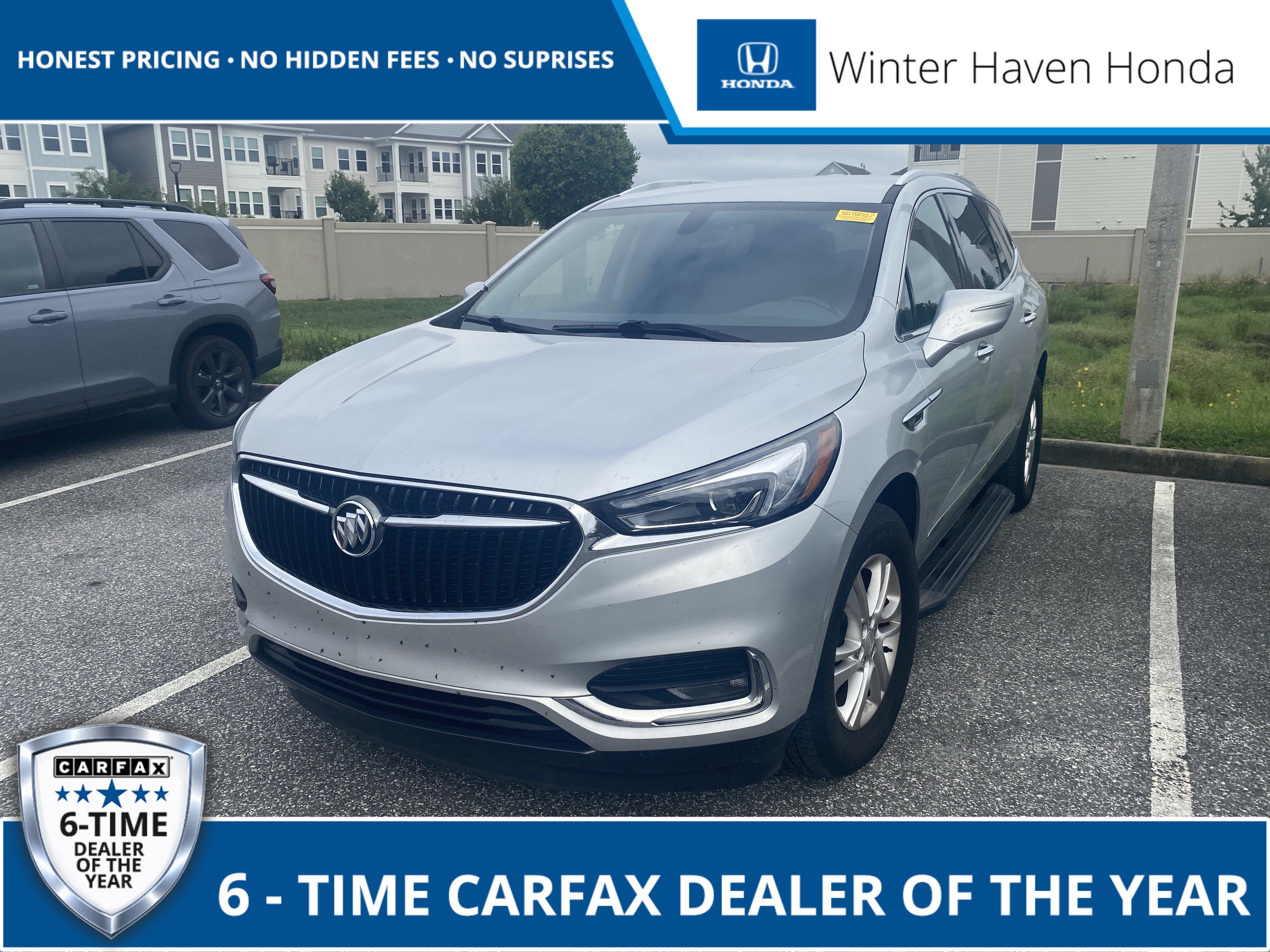 Used 2020 Buick Enclave Essence w/ Sound and Sites Package FWD image 1