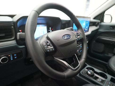 Used 2026 Ford Maverick Lariat w/ Black Appearance Package AWD/4WD image 8