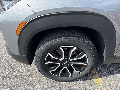 Used 2023 Chevrolet TrailBlazer ACTIV w/ Convenience Package AWD/4WD image 47