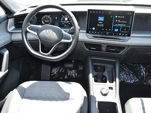 New 2025 Volkswagen Tiguan S image 9