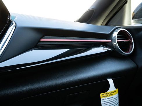 New 2025 Chevrolet Trax RS w/ Driver Confidence Package image 30