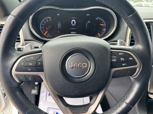 Used 2015 Jeep Grand Cherokee Laredo w/ Quick Order Package 23E AWD/4WD image 12