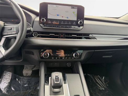 Used 2023 Mitsubishi Outlander SE image 22