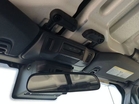 New 2025 Jeep Gladiator Rubicon image 20