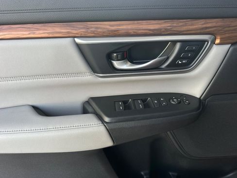 Used 2022 Honda CR-V Touring image 26