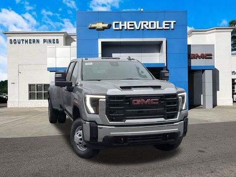 New 2026 GMC Sierra 3500 Pro image 1