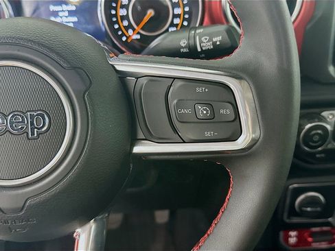 Used 2023 Jeep Gladiator Rubicon w/ Cold Weather Group image 27