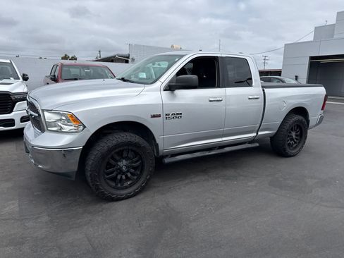 Used 2017 RAM 1500 Classic SLT RWD image 6