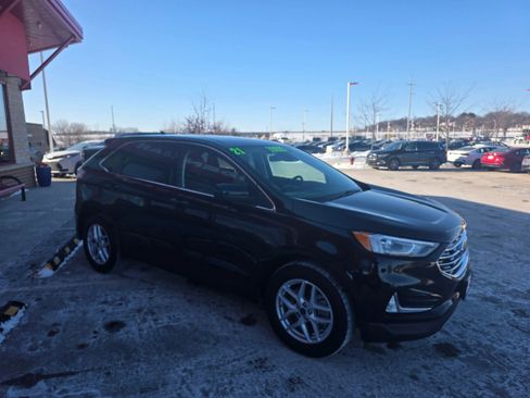 Used 2021 Ford Edge SEL w/ Cargo Accessory Package image 3