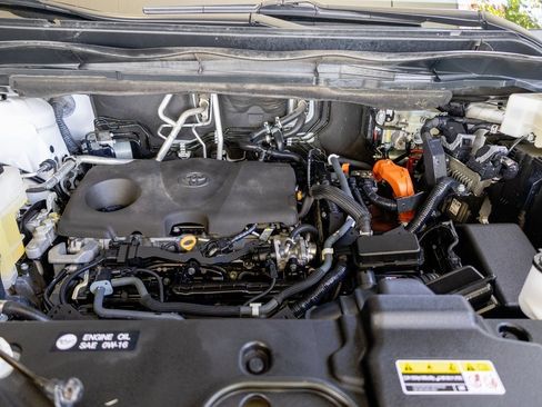 Used 2022 Toyota Sienna LE image 22