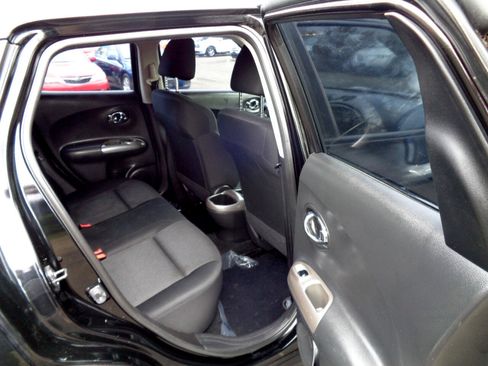 Used 2013 Nissan Juke S image 23