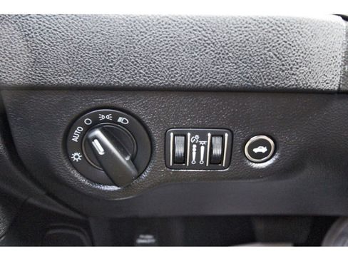 Used 2023 Dodge Charger SXT w/ Blacktop Package RWD image 18