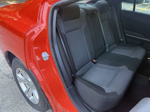 Used 2020 Dodge Charger SXT RWD image 13