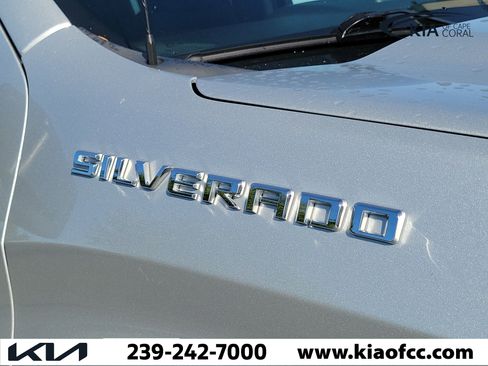Used 2021 Chevrolet Silverado 1500 Custom image 9