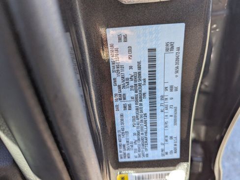 Used 2020 Ford Ranger Lariat w/ Equipment Group 501A Mid image 10