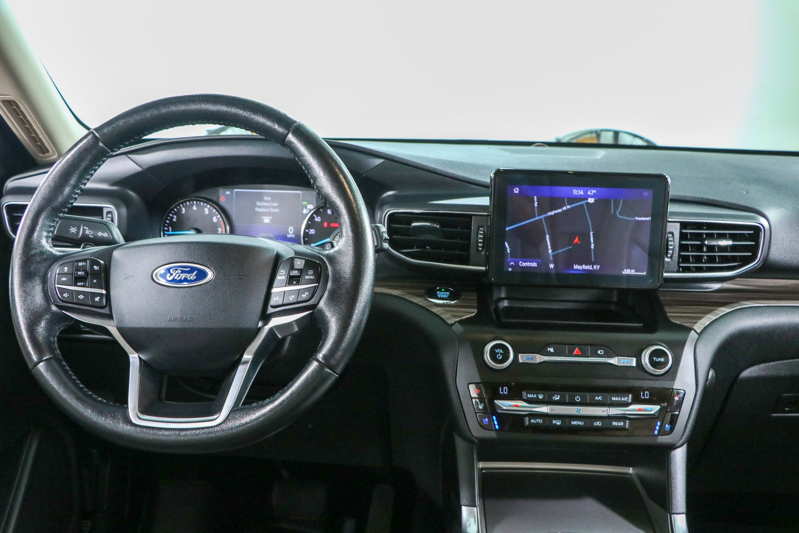 Used 2020 Ford Explorer Limited RWD image 17
