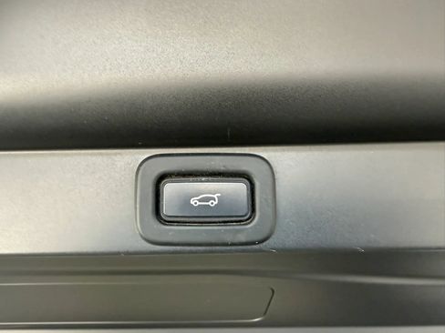 Used 2023 Land Rover Range Rover SE AWD/4WD image 45