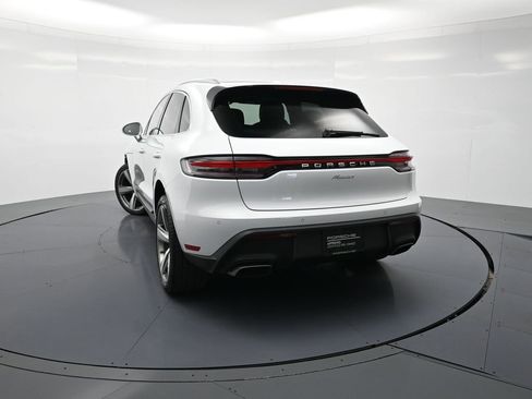Used 2022 Porsche Macan image 27