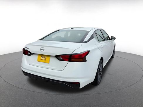 Used 2026 Nissan Altima 2.5 SV FWD image 13
